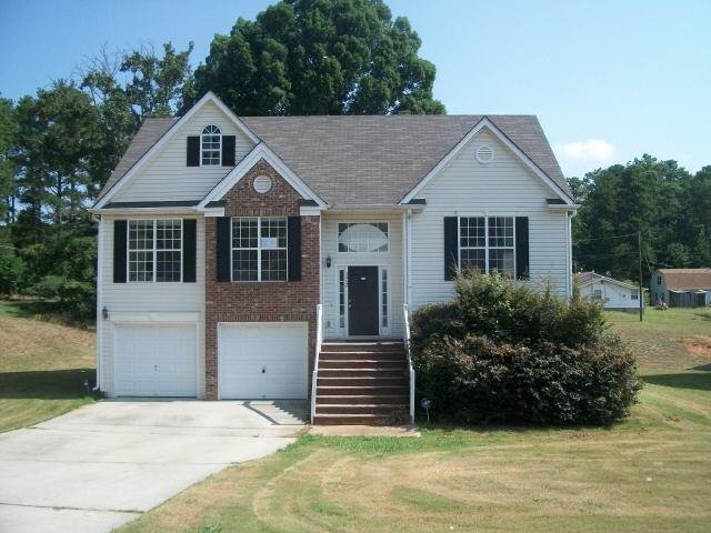 3452 Harper Ln, Rex, GA 30273 photo 1