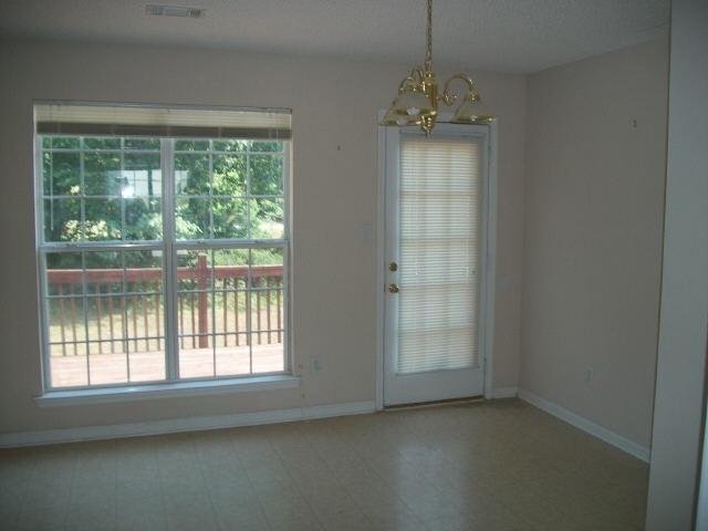 3452 Harper Ln, Rex, GA 30273 photo 4