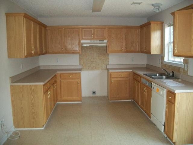 3452 Harper Ln, Rex, GA 30273 photo 3