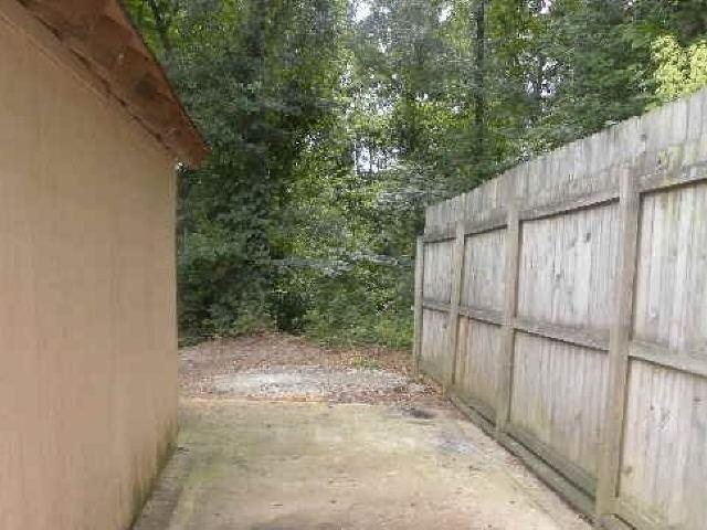 1735 Duffey Dr, Morrow, GA 30260 photo 12