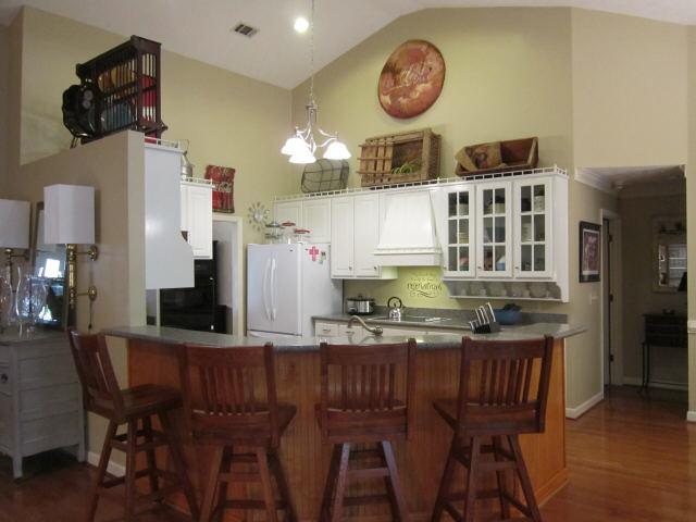 207 Village Dr, Lagrange, GA 30240 photo 5