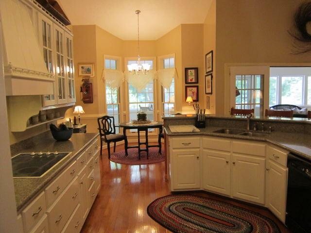 207 Village Dr, Lagrange, GA 30240 photo 6