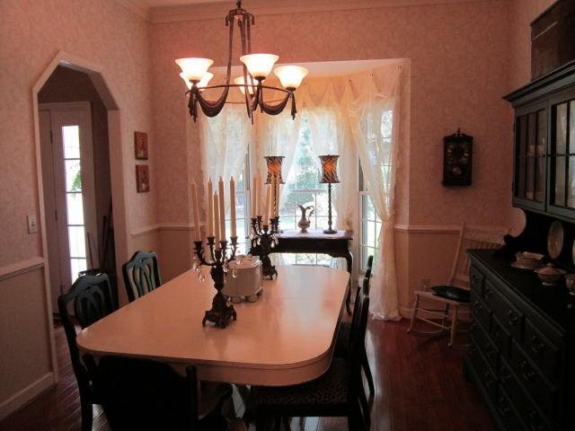 207 Village Dr, Lagrange, GA 30240 photo 4