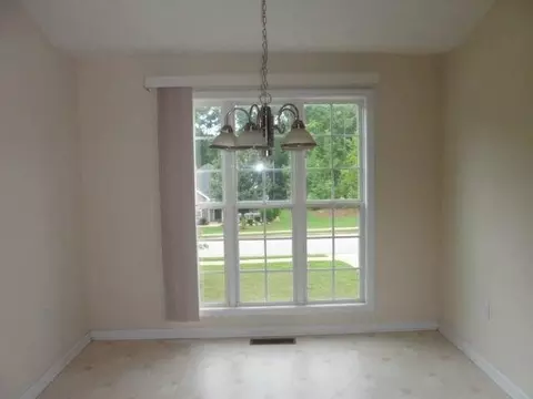 185 Shadowbrook Trce, Covington, GA 30016 photo 6