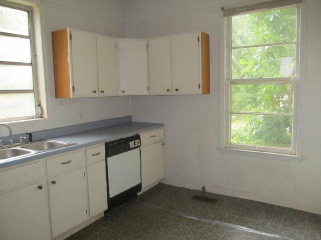 615 Juniper St, Lagrange, GA 30240 photo 3