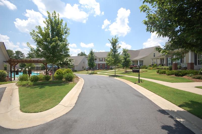 470 Pringle Dr, Suwanee, GA 30024 photo 19