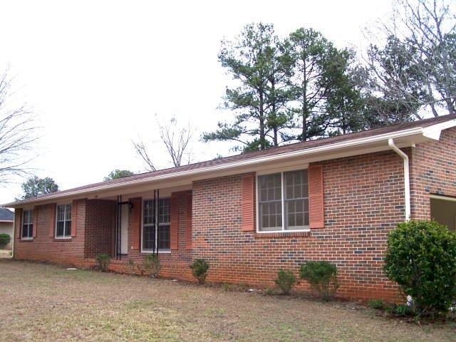 202 Melrose Dr, Lagrange, GA 30240 photo 1