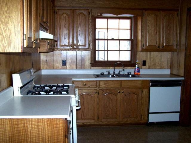 202 Melrose Dr, Lagrange, GA 30240 photo 3