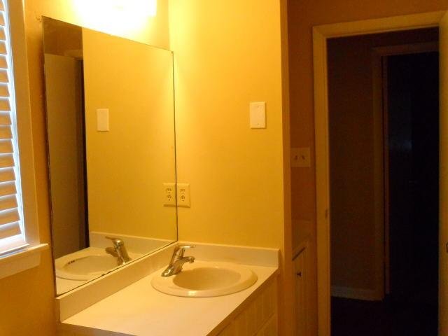 1242 Dixie Rd, Covington, GA 30014 photo 8