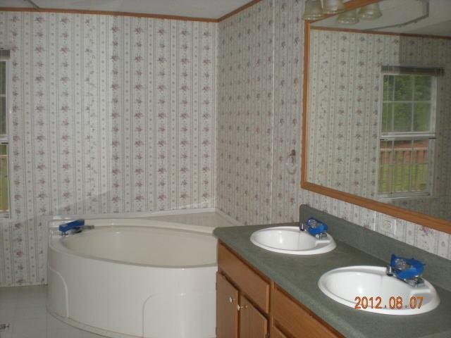 39 Dogwood Ct, Toccoa, GA 30577 photo 9