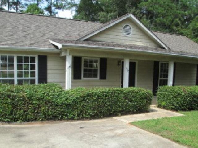 437 Brookstone Dr, Lagrange, GA 30241 photo 1