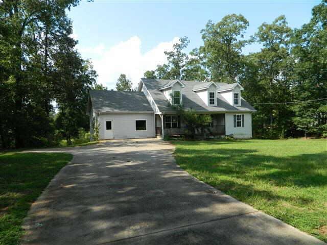 404 Crawford Rd, Barnesville, GA 30204 photo 2