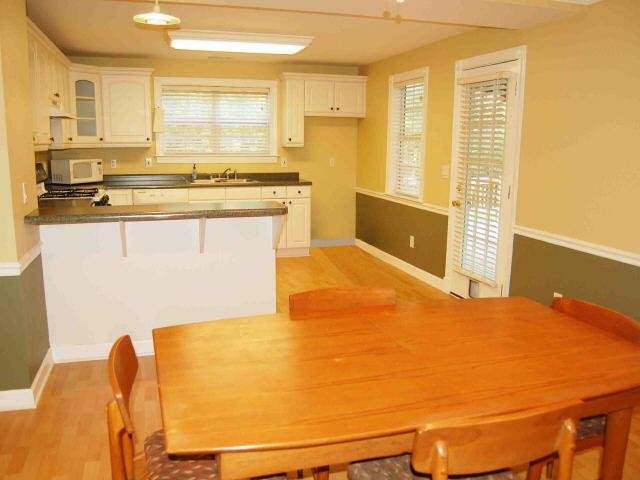 243 E Wright St, Winder, GA 30680 photo 5