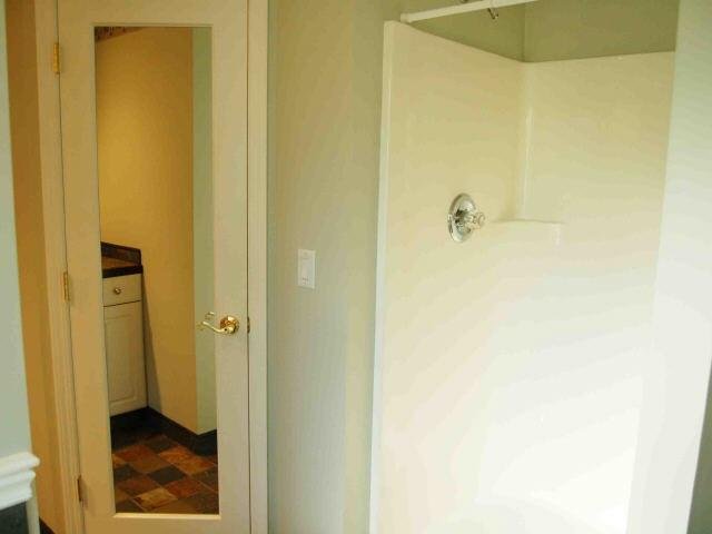 243 E Wright St, Winder, GA 30680 photo 9