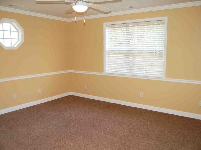 243 E Wright St, Winder, GA 30680 photo 6