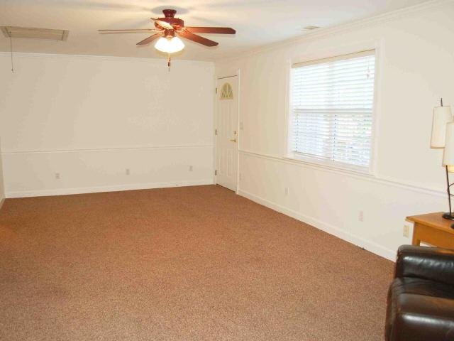 243 E Wright St, Winder, GA 30680 photo 3