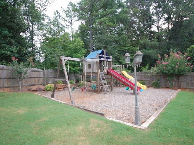 345 Circle Rd, Dacula, GA 30019 photo 4