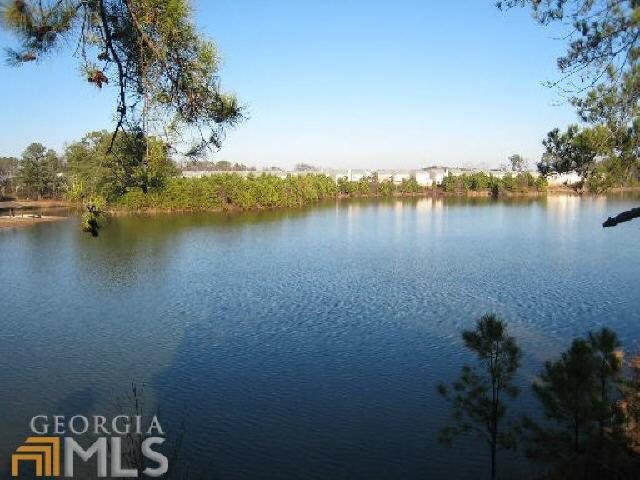 80 Lakeside Ct, Covington, GA 30016 photo 2