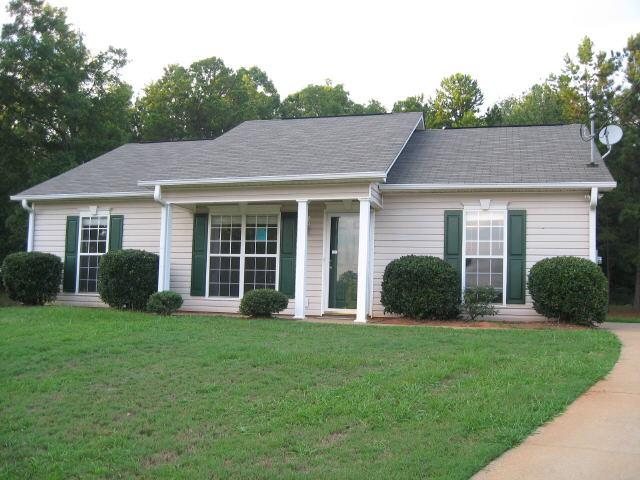 65 Nantucket Dr, Lagrange, GA 30241 photo 1
