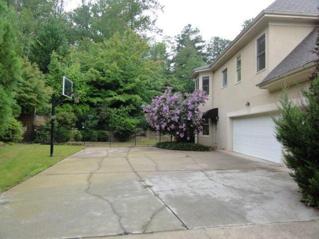 8780 Glasgow Pt, Duluth, GA 30097 photo 16