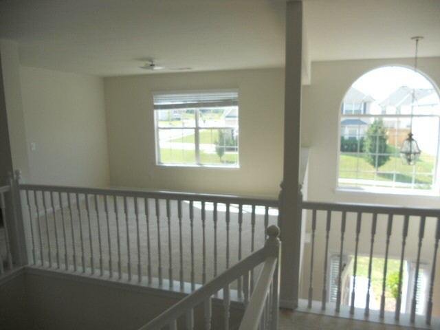 455 Lakeridge Ct, Covington, GA 30016 photo 11