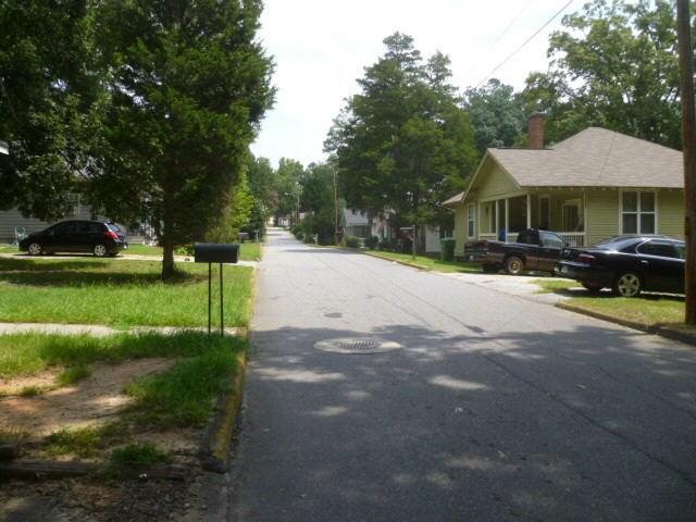 131 Third St, Monroe, GA 30655 photo 2