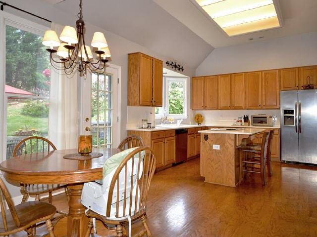 250 Saint Devon Xing, Duluth, GA 30097 photo 6