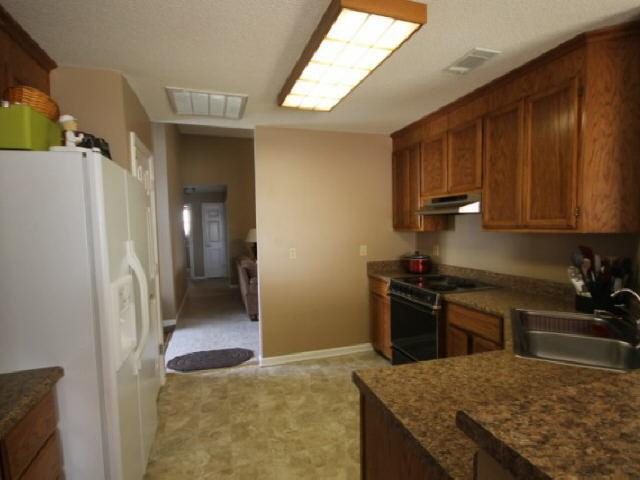 200 Pebblebrook E, Warner Robins, GA 31088 photo 6