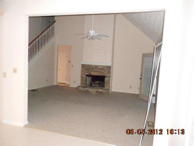 1085 Summit Ridge Dr, Toccoa, GA 30577 photo 4