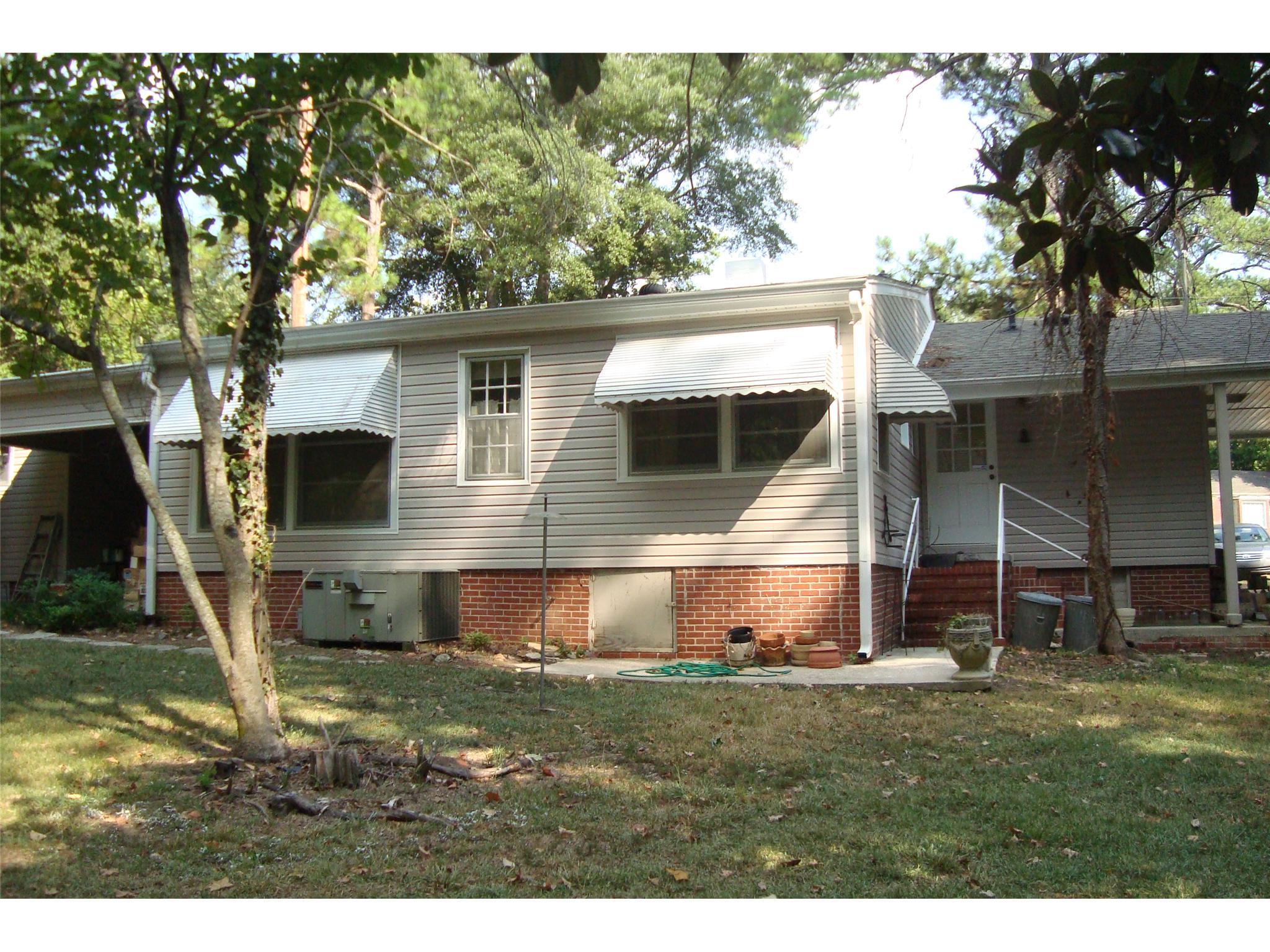 452 Gordon Cir, Lagrange, GA 30240 photo 3
