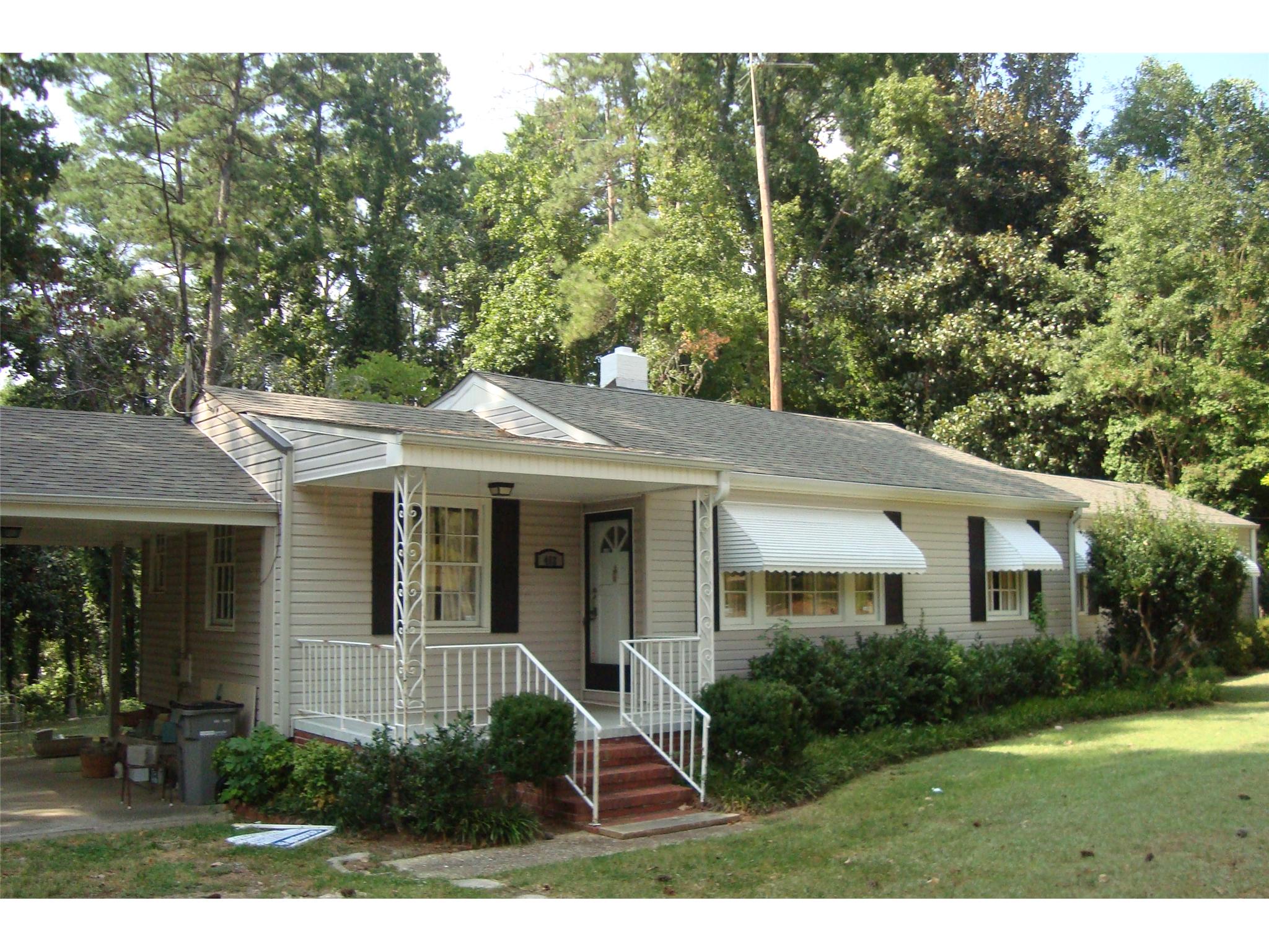 452 Gordon Cir, Lagrange, GA 30240 photo 1