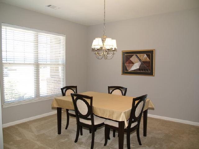 605 E Hampton Pl, Canton, GA 30115 photo 3
