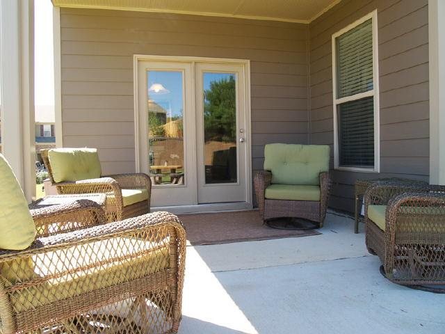 605 E Hampton Pl, Canton, GA 30115 photo 6
