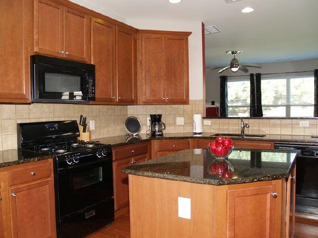 605 E Hampton Pl, Canton, GA 30115 photo 7