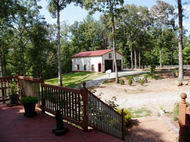 937 Deer Track Rd, Cornelia, GA 30531 photo 9