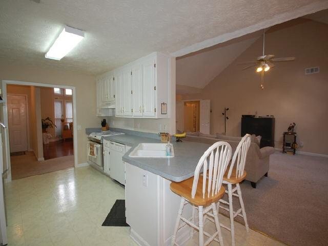 250 Deville Cir, Suwanee, GA 30024 photo 8