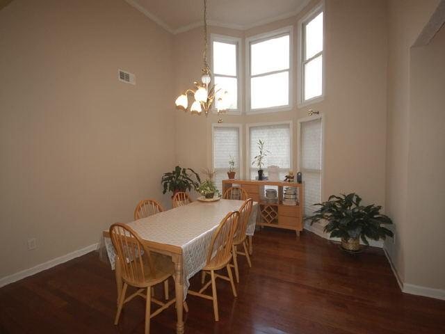 250 Deville Cir, Suwanee, GA 30024 photo 3