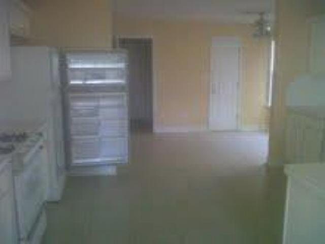 418 Devonshire Dr, Jonesboro, GA 30236 photo 7