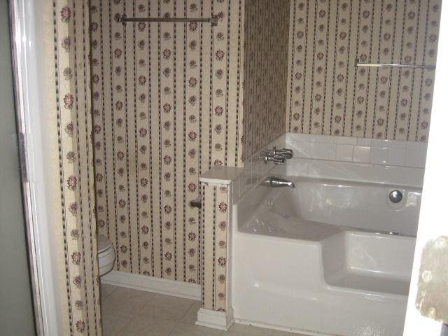 309 Merrill Dr, Lagrange, GA 30240 photo 9