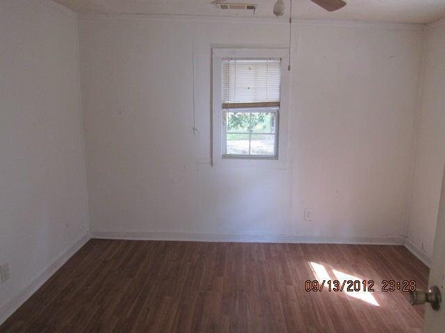 139 Johnson St, Barnesville, GA 30204 photo 5