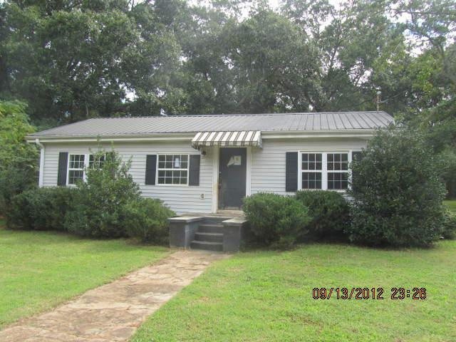139 Johnson St, Barnesville, GA 30204 photo 1
