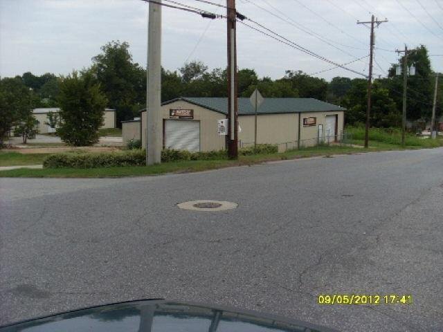 407 E Washington St, Monroe, GA 30655 photo 1