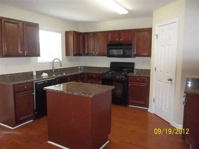 229 Kyndal Dr, Hampton, GA 30228 photo 8