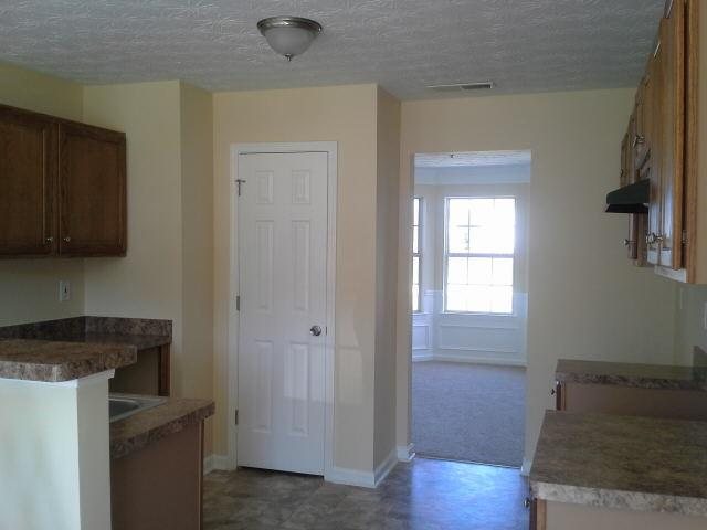 381 Kimberwick Ct, Hampton, GA 30228 photo 4