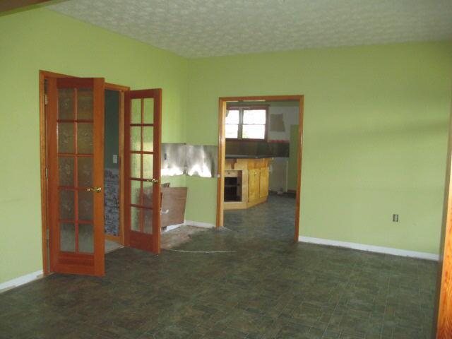 255 Hampton Ct, Covington, GA 30016 photo 3