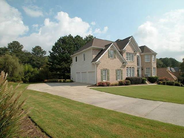 10752 Brent Cir, Duluth, GA 30097 photo 2