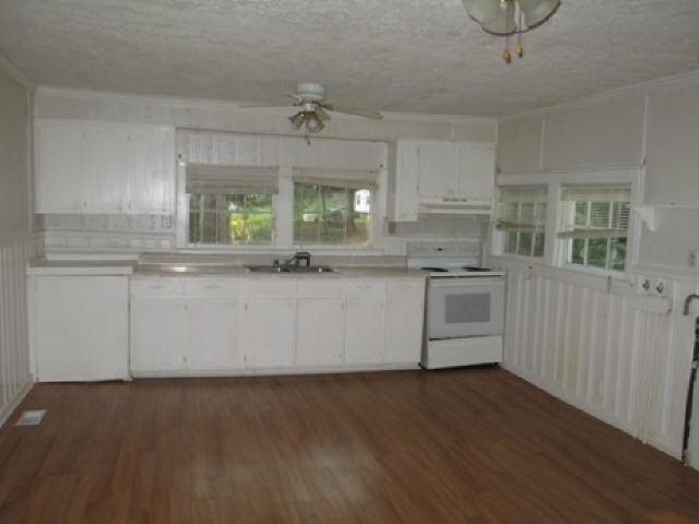117 Clark St, Lagrange, GA 30240 photo 4