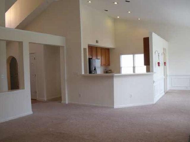 100 Treadstone Overlook, Suwanee, GA 30024 photo 3