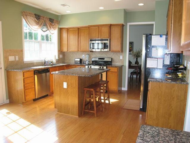 360 Hammersmith Dr, Suwanee, GA 30024 photo 2