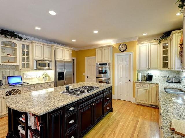 325 Mossy Pt, Duluth, GA 30097 photo 8